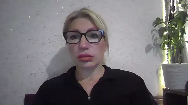 fox red lady7 online show from 10, 11, 2025