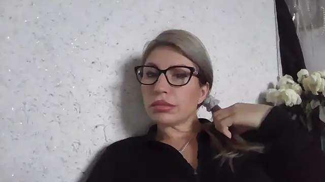 fox red lady7 online show from 5, 2, 2026