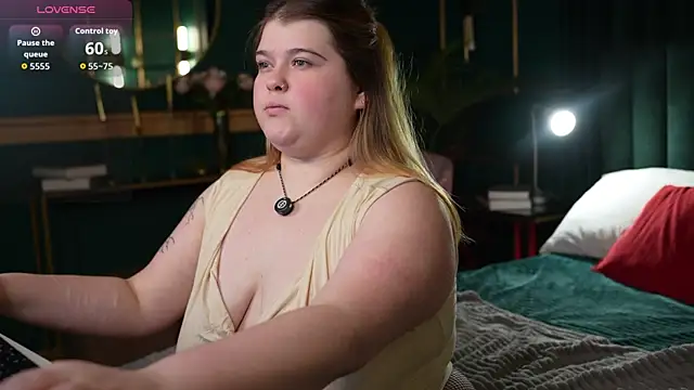 Mia Ray online show from 25, 3, 2026