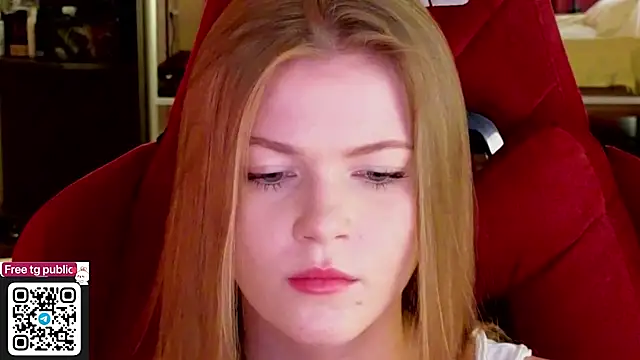 Snapshot of Jenny_Skinner20 chatting on 6, 7, 2026 Jenny Skinner20 online show from 6, 7, 2026