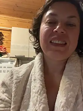 Kiravix online show from 3, 11, 2025