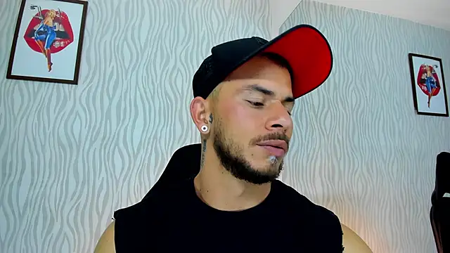 Snapshot of dylan_jacobx chatting on 1, 11, 2025 dylan jacobx online show from 1, 11, 2025