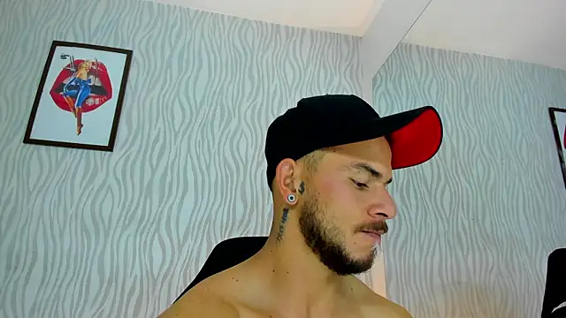 Snapshot of dylan_jacobx chatting on 5, 11, 2025 dylan jacobx online show from 5, 11, 2025