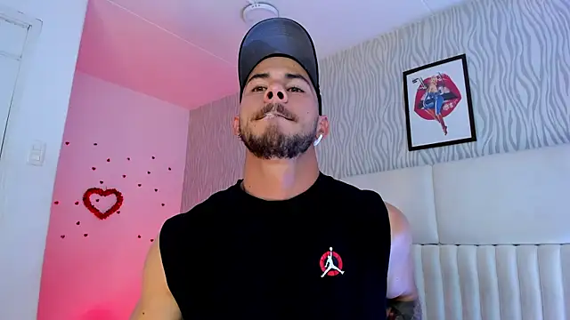 Snapshot of dylan_jacobx chatting on 26, 11, 2025 dylan jacobx online show from 26, 11, 2025