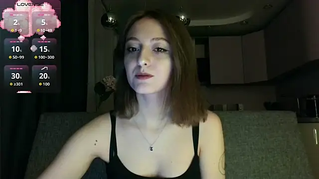 white liillyy online show from 27, 10, 2025