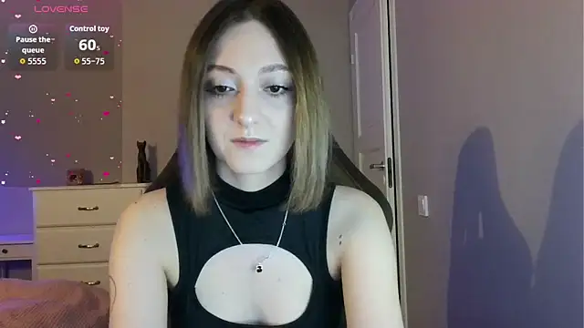 Snapshot of white_liillyy chatting on 19, 6, 2026 white liillyy online show from 19, 6, 2026