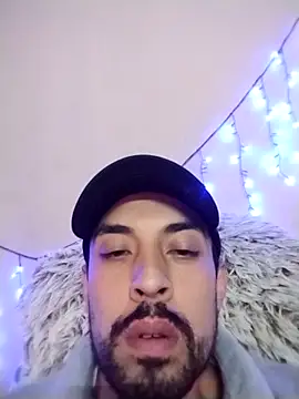 Snapshot of Gato33311 chatting on 21, 3, 2026 Gato33311 online show from 21, 3, 2026