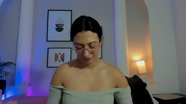 victoria flores1 online show from 16, 1, 2026