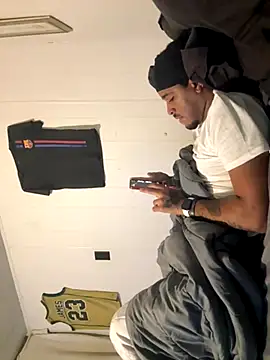 tyrek5051 online show from 3, 11, 2025