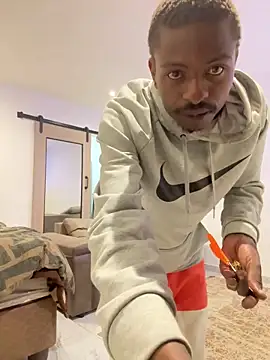 Snapshot of AllDayBbC chatting on 20, 11, 2025 AllDayBbC online show from 20, 11, 2025