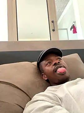 Snapshot of AllDayBbC chatting on 23, 11, 2025 AllDayBbC online show from 23, 11, 2025