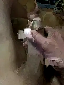 Snapshot of uuuuuyttttcf chatting on 10, 10, 2025 uuuuuyttttcf online show from 10, 10, 2025