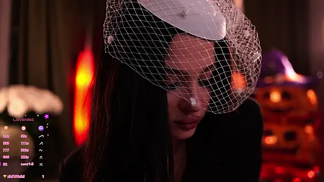 MaryHols online show from 31, 10, 2025