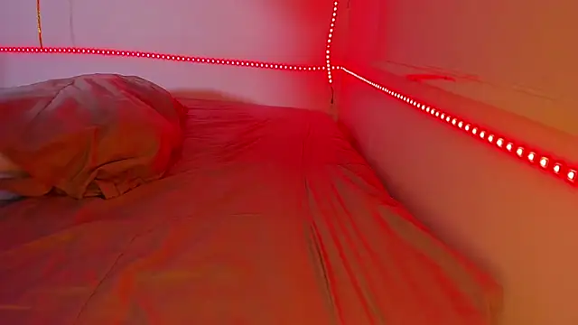 Snapshot of Dulce_TentacionLatina chatting on 11, 10, 2025 Dulce TentacionLatina online show from 11, 10, 2025