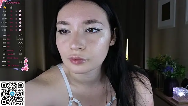 Snapshot of cute_club chatting on 21, 9, 2025 cute club online show from 21, 9, 2025