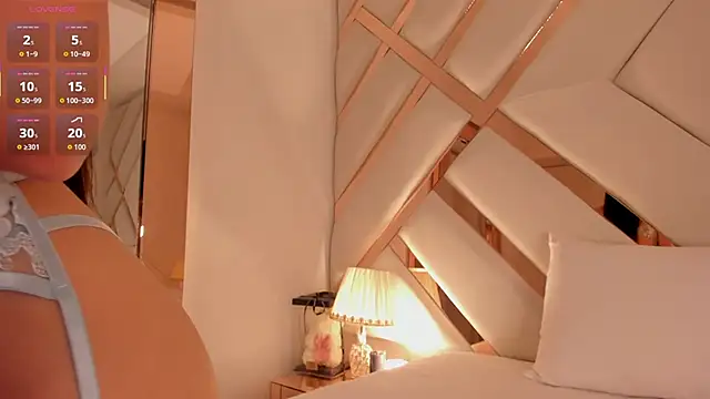 Snapshot of Saday_ chatting on 14, 11, 2025 Saday online show from 14, 11, 2025