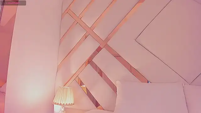 Snapshot of Saday_ chatting on 26, 11, 2025 Saday online show from 26, 11, 2025