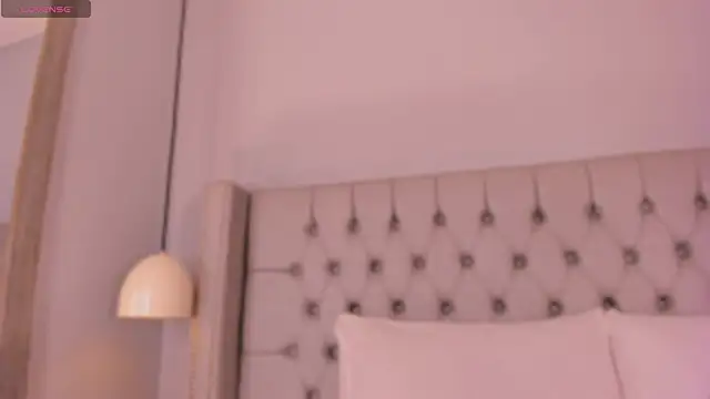 Snapshot of Saday_ chatting on 28, 11, 2025 Saday online show from 28, 11, 2025