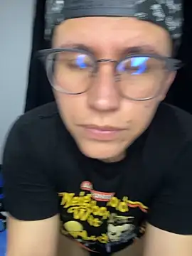 Snapshot of Kurtxxx22 chatting on 17, 11, 2025 Kurtxxx22 online show from 17, 11, 2025