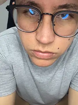 Snapshot of Kurtxxx22 chatting on 20, 11, 2025 Kurtxxx22 online show from 20, 11, 2025