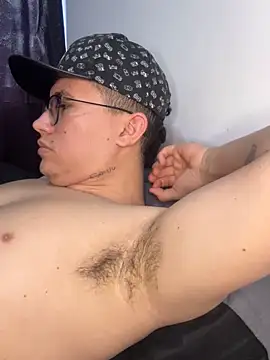 Snapshot of Kurtxxx22 chatting on 13, 12, 2025 Kurtxxx22 online show from 13, 12, 2025