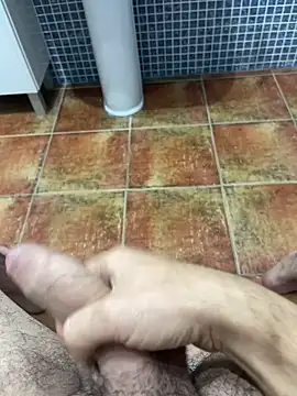 Snapshot of Pollon1994 chatting on 28, 11, 2025 Pollon1994 online show from 28, 11, 2025