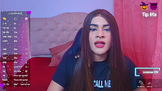 Snapshot of lailahdark chatting on 23, 10, 2025 lailahdark online show from 23, 10, 2025