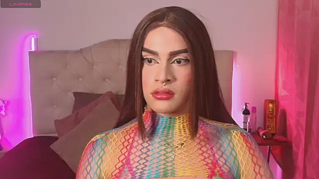 Snapshot of lailahdark chatting on 14, 11, 2025 lailahdark online show from 14, 11, 2025