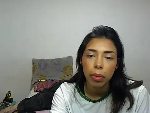 Snapshot of MeganAndMax@xh chatting on 16, 12, 2025 MeganAndMaxxh online show from 16, 12, 2025