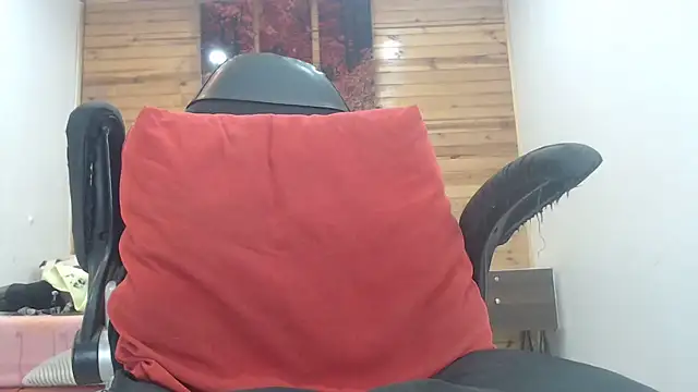 Snapshot of JackyHotBlack chatting on 8, 11, 2025 JackyHotBlack online show from 8, 11, 2025