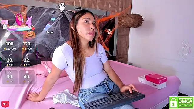 Selene  Lopez  online show from 1, 11, 2025