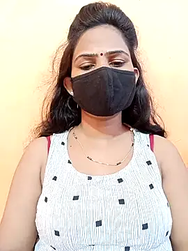 Snapshot of Shagun-Mishra chatting on 15, 9, 2025 Shagun-Mishra online show from 15, 9, 2025