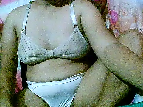 hotmom pinay online show from 20, 10, 2025