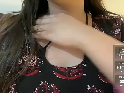 Remi Emmii online show from 17, 4, 2026