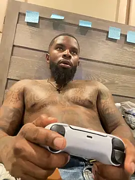 StandOnthatboy online show from 6, 10, 2025