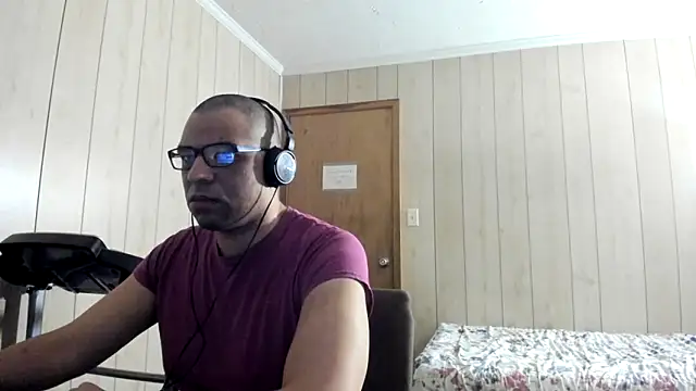NaturalBeautyQueen online show from 20, 6, 2026