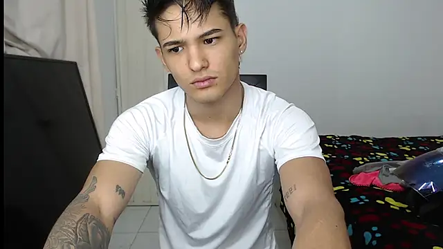 Snapshot of Alex_mojica chatting on 24, 9, 2025 Alex mojica online show from 24, 9, 2025