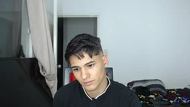 Snapshot of Alex_mojica chatting on 28, 9, 2025 Alex mojica online show from 28, 9, 2025