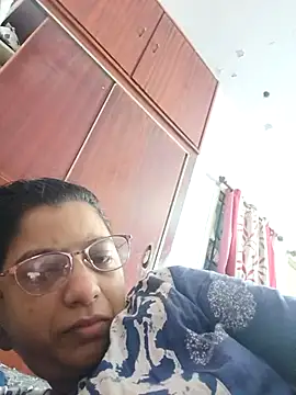 Snapshot of thanusi_2 chatting on 12, 9, 2025 thanusi 2 online show from 12, 9, 2025