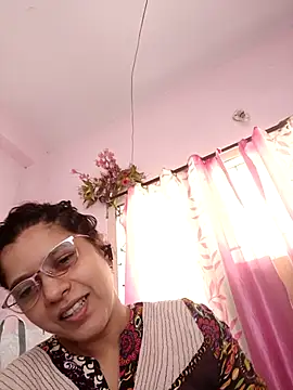 Snapshot of thanusi_2 chatting on 14, 9, 2025 thanusi 2 online show from 14, 9, 2025