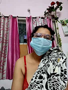 Snapshot of thanusi_2 chatting on 15, 9, 2025 thanusi 2 online show from 15, 9, 2025