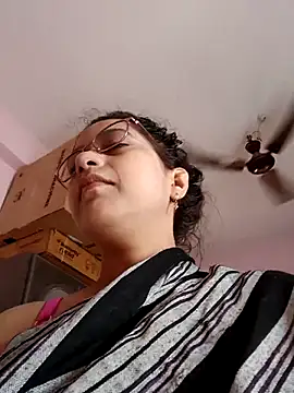 Snapshot of thanusi_2 chatting on 17, 9, 2025 thanusi 2 online show from 17, 9, 2025