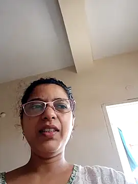 Snapshot of thanusi_2 chatting on 22, 9, 2025 thanusi 2 online show from 22, 9, 2025