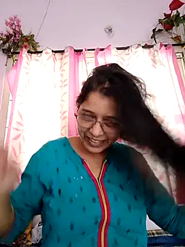 Snapshot of thanusi_2 chatting on 30, 9, 2025 thanusi 2 online show from 30, 9, 2025