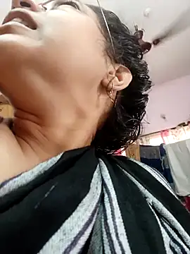 Snapshot of thanusi_2 chatting on 5, 10, 2025 thanusi 2 online show from 5, 10, 2025