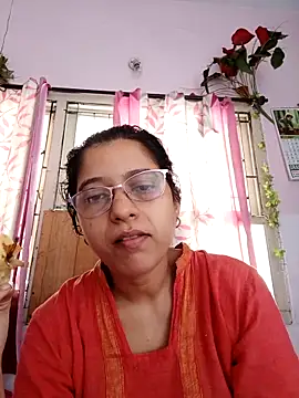 Snapshot of thanusi_2 chatting on 14, 10, 2025 thanusi 2 online show from 14, 10, 2025