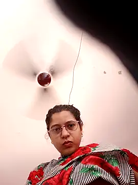 Snapshot of thanusi_2 chatting on 17, 10, 2025 thanusi 2 online show from 17, 10, 2025