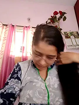 Snapshot of thanusi_2 chatting on 20, 10, 2025 thanusi 2 online show from 20, 10, 2025