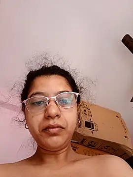 Snapshot of thanusi_2 chatting on 26, 10, 2025 thanusi 2 online show from 26, 10, 2025