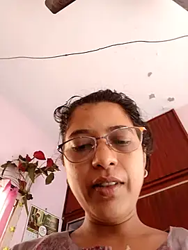 Snapshot of thanusi_2 chatting on 30, 10, 2025 thanusi 2 online show from 30, 10, 2025